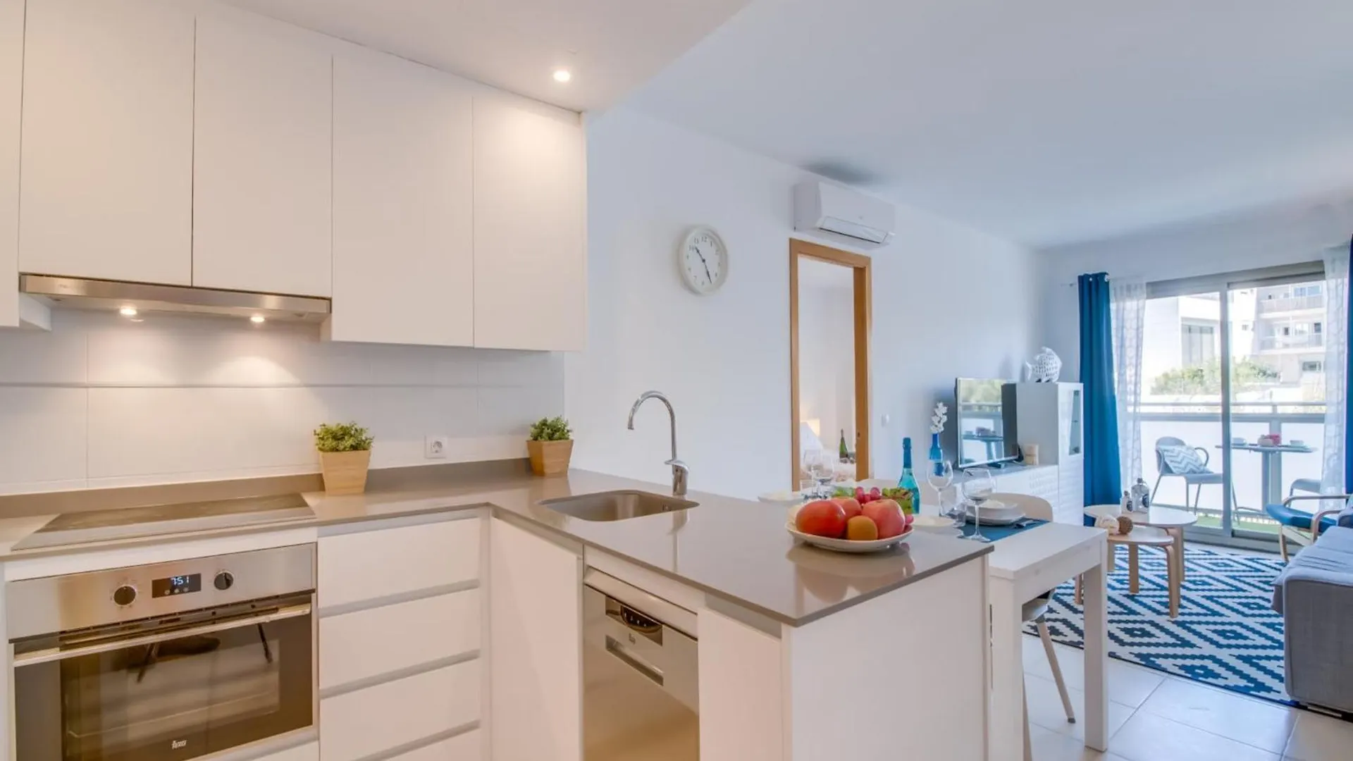 Bright Apartment 350 M From Alcudia Beach Alcudia (Mallorca)