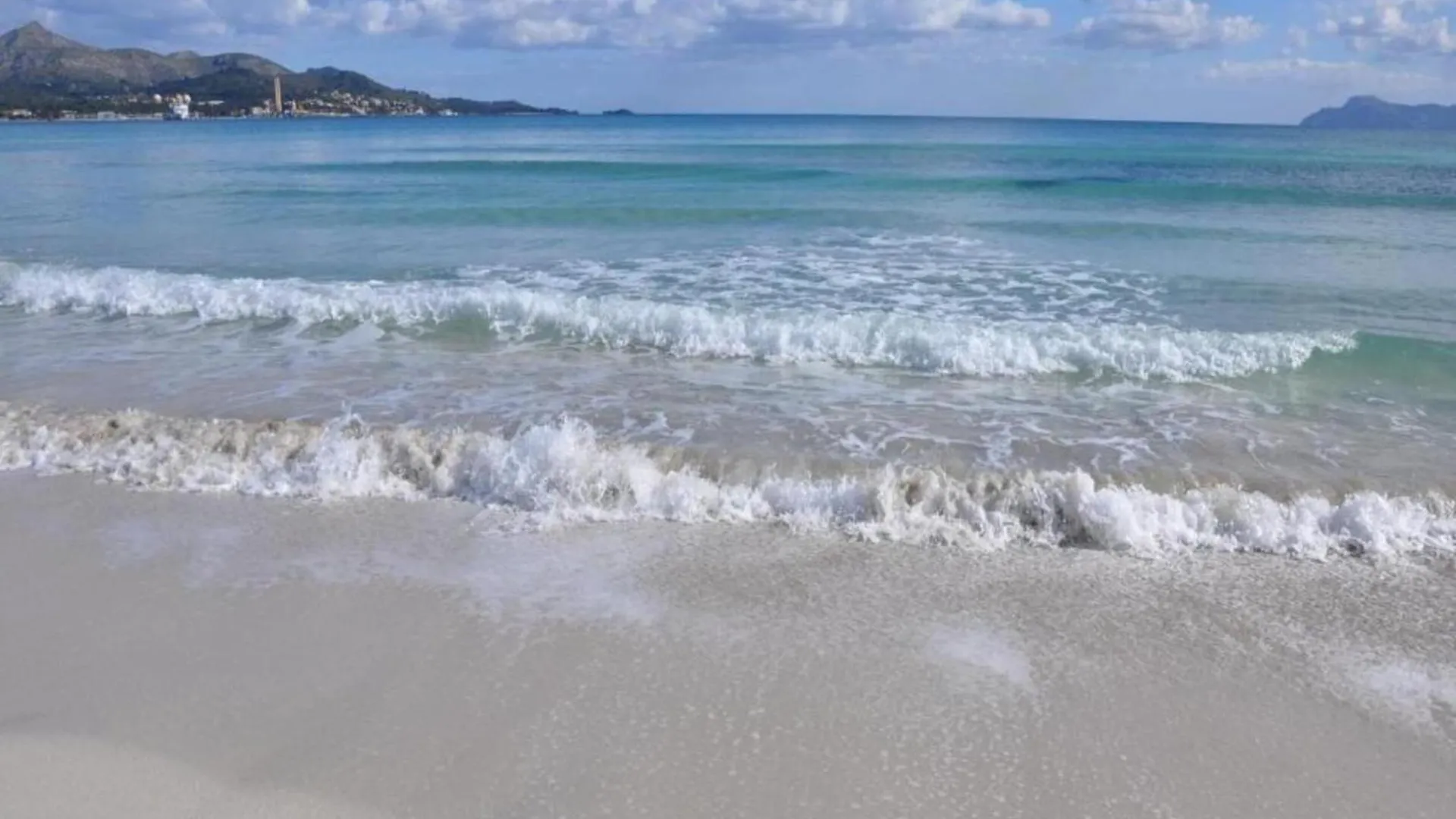 Bright Apartment 350 M From Alcudia Beach
